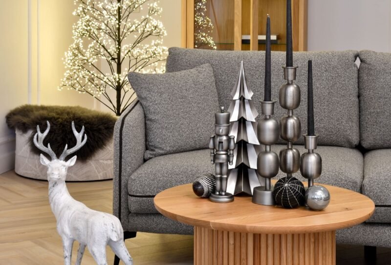 Fancy art dark bronze candle holder L 10x10x22cm