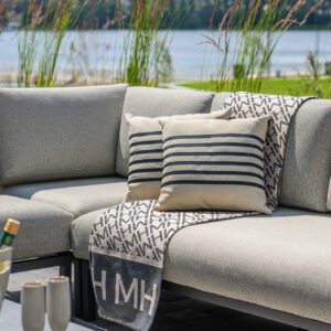 Double-sided cushion Iluma 45x45 cm