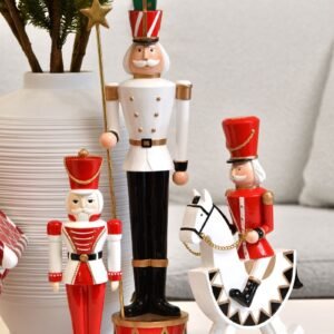 Soldier figurine 26 cm