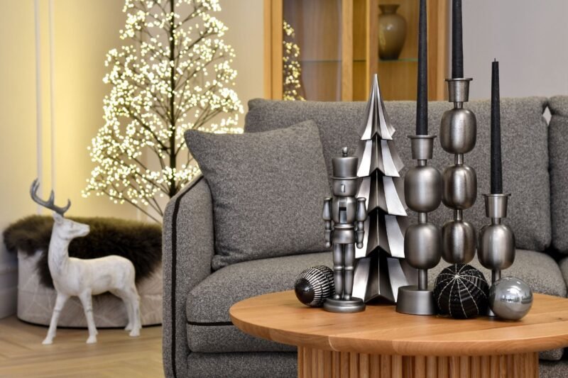 Fancy art dark bronze candle holder L 10x10x22cm