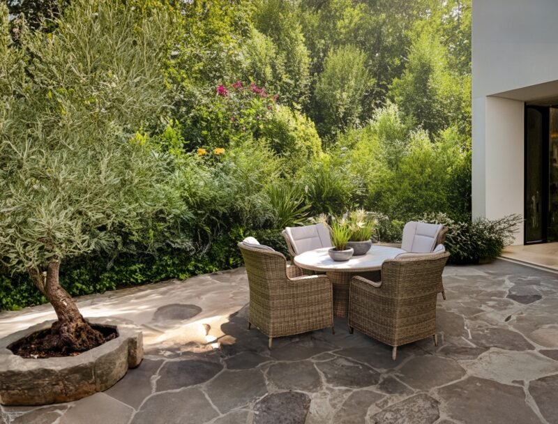 Sodo stalas „Grace“, skersmuo 130 x 75 cm