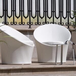 3 dalių sodo baldų komplektas „Lisbon Round“ smėlio spalvos.