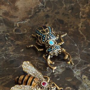 Blue and gold beetle ornament 9x2x11 cm