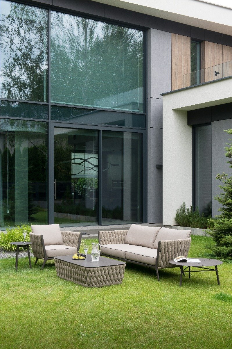 Kavos staliukas „Kampala“ rudas 80x80x35 cm, gamintojas „Miloo Home“