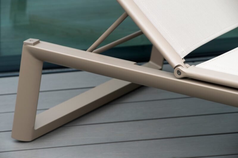 Andalucia rudos spalvos sodo gultas 202x65x33 cm, gamintojas Miloo Home