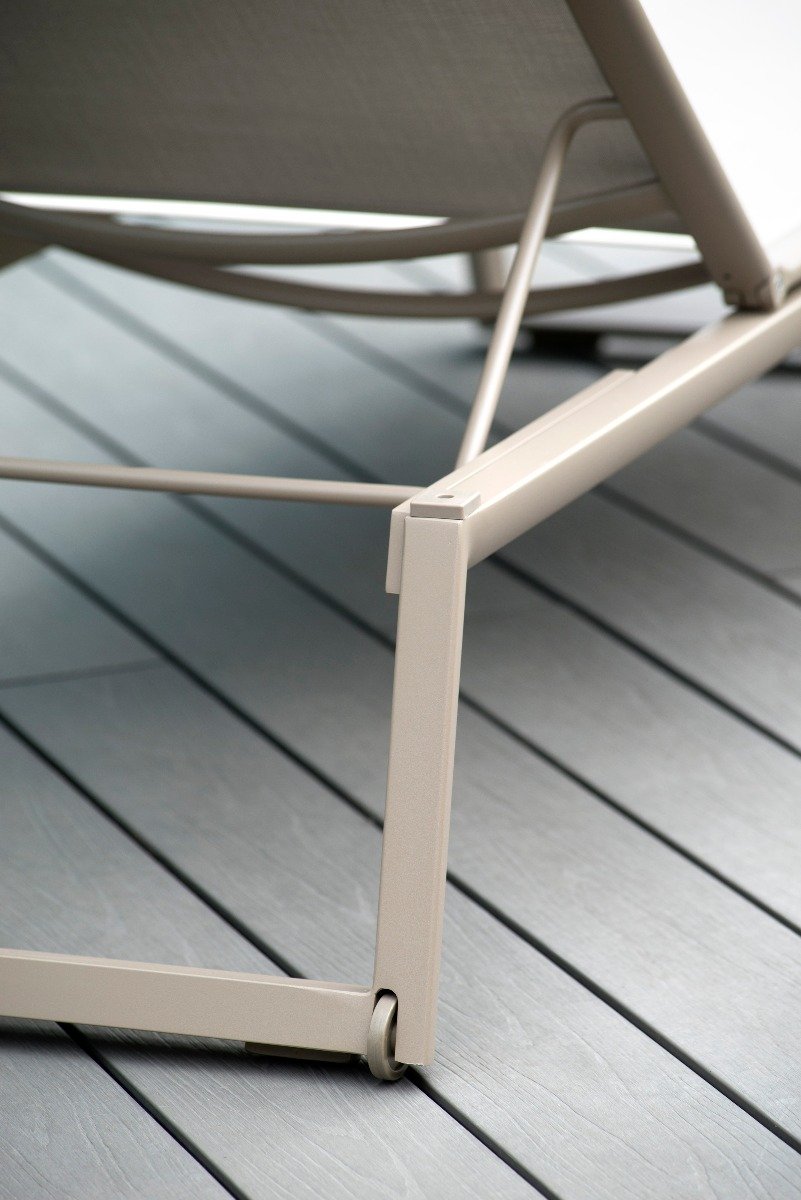 Andalucia rudos spalvos sodo gultas 202x65x33 cm, gamintojas Miloo Home