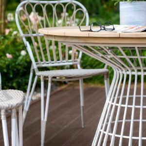 Ivy valgomojo stalas, matmenys apytikriai 110x74 cm